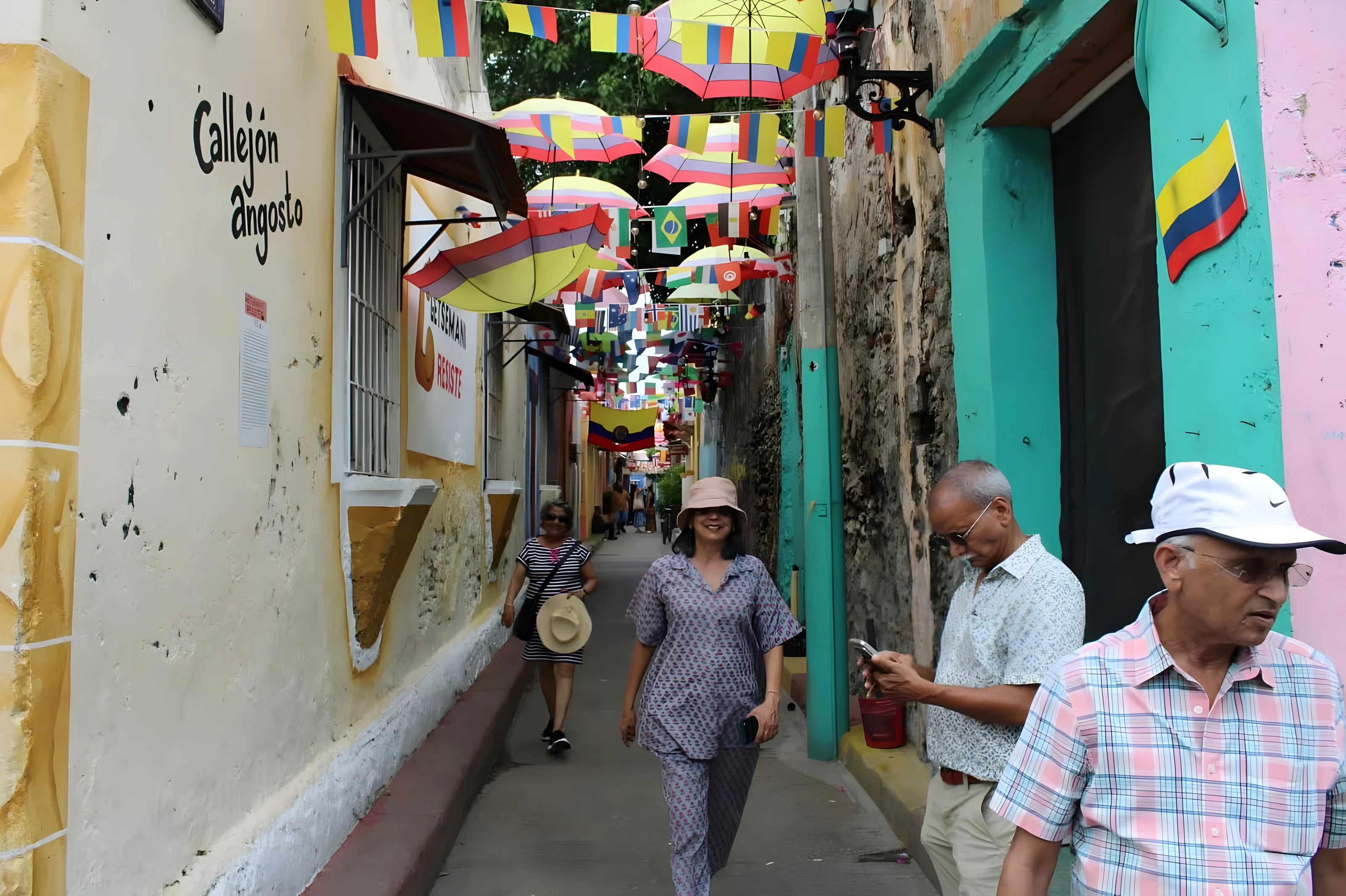 Cuéntanos la historia de la calle: City Tour de misterios y leyendas